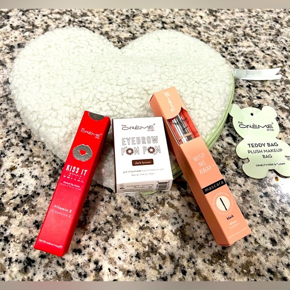 the Crème Shop Other - NEW! The Crème Shop Plush Teddy Bag in Mint Green with Three Full-Size Products!